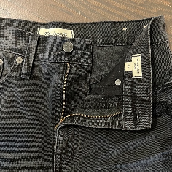 Madewell The Momjean Short in Encino Wash - Picture 6 of 7